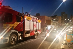 Acidente fere duas vítimas após colisão na ponte Arthur Schlosser