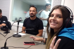 Alunos do Colégio Unifebe conhecem os estúdios da Rádio Diplomata