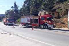 Incêndio em casa de madeira movimenta Corpo de Bombeiros (Foto: Divulgação/BM)