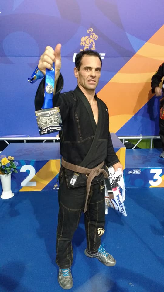 Atleta brusquense conquista terceira medalha no Campeonato Europeu de Jiu-Jitsu, em Portugal 