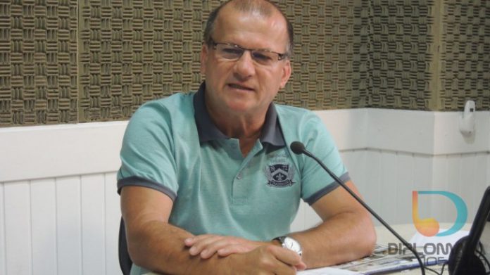 Presidente do Sintrafite, Anibal Boettger, no Jornal da Diplomata