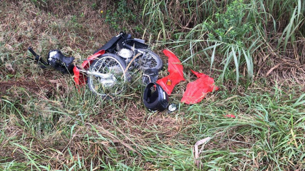 Colisão carro e moto Botuverá