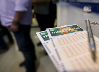 Mega-Sena acumula e próximo prêmio chega a R$ 115 milhões Prêmio de R$ 124 milhões da Mega-Sena sai para um acertador