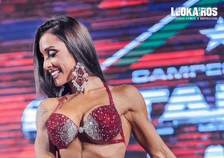Jaine Hariane conquista tricampeonato em duas categorias Wellness