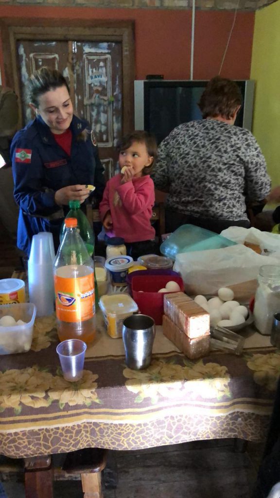 Em Imaruí: Menina Iara, 2 anos de idade, é encontrada viva