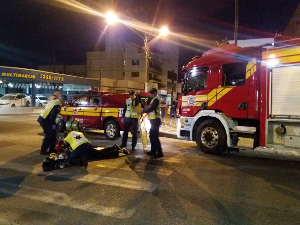 Colisão bicicleta e moto