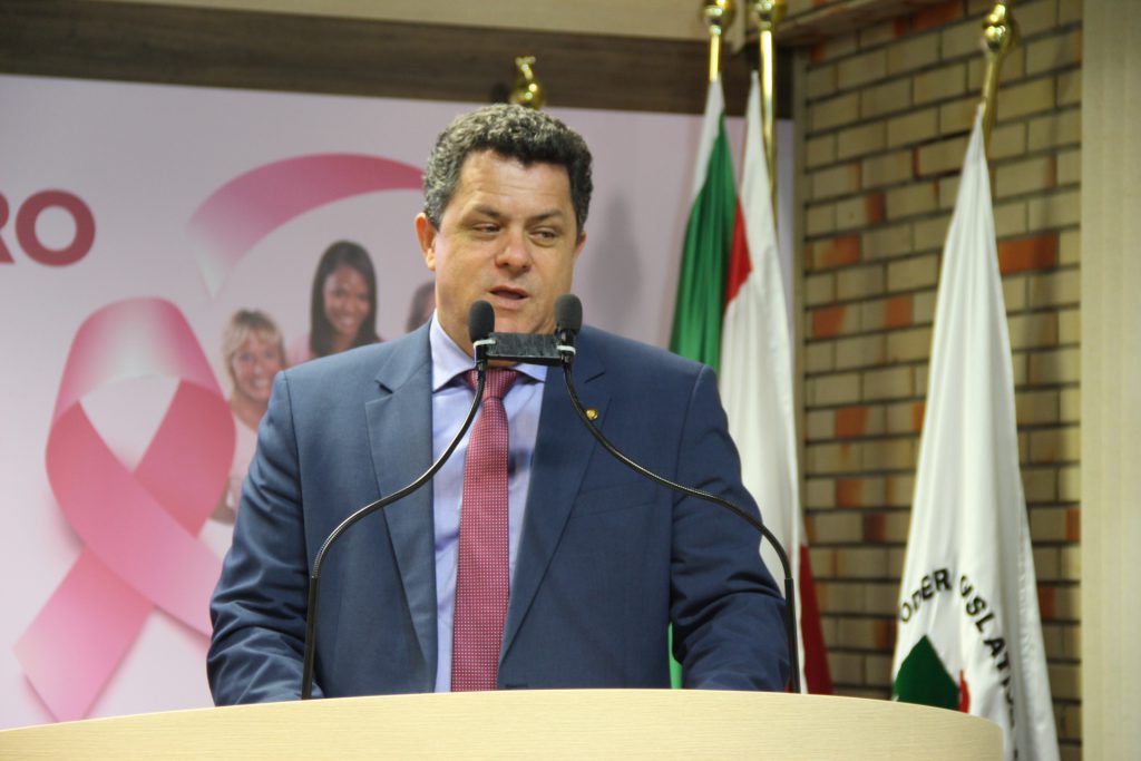 Deputado estadual Ivan Naatz, do PV