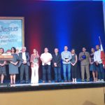 Autoridades homenageadas na noite do evento. (Foto: Diplomata FM)