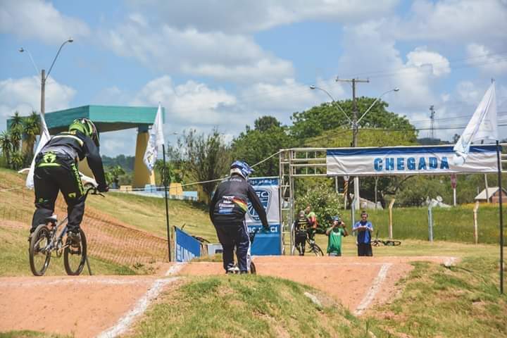 Ricardo Lana busca título Campeonato Gaúcho de BMX