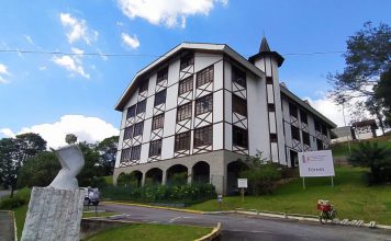 Homem é condenado a 16 anos de prisão por homicídio e violência doméstica em Brusque Fórum de Brusque