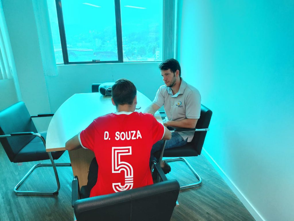 Entrevista com jogador Davi de Souza na Rádio Diplomata.