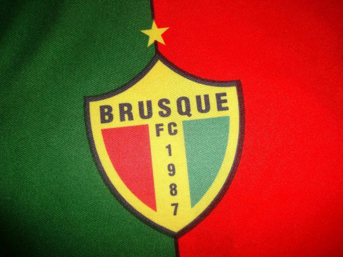 Brusque Fc Relaciona 21 Atletas Para Enfrentar O Joinville Radio Diplomata Fm 105 3 Brusque Santa Catarina