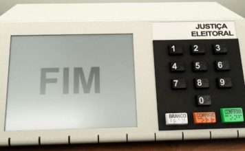 Brusque ultrapassa 100 mil eleitores e Cartório Eleitoral reforça prazo para regularização Urna eletrônica; eleições 2022; eleições; urna