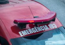 Homem morre em acidente entre carro e moto nas proximidades do Pavilhão de Eventos Corpo de Bombeiros; plantão; acidente; viatura; CBMSC; transito; trânsito; Bombeiros; 193; emergencia