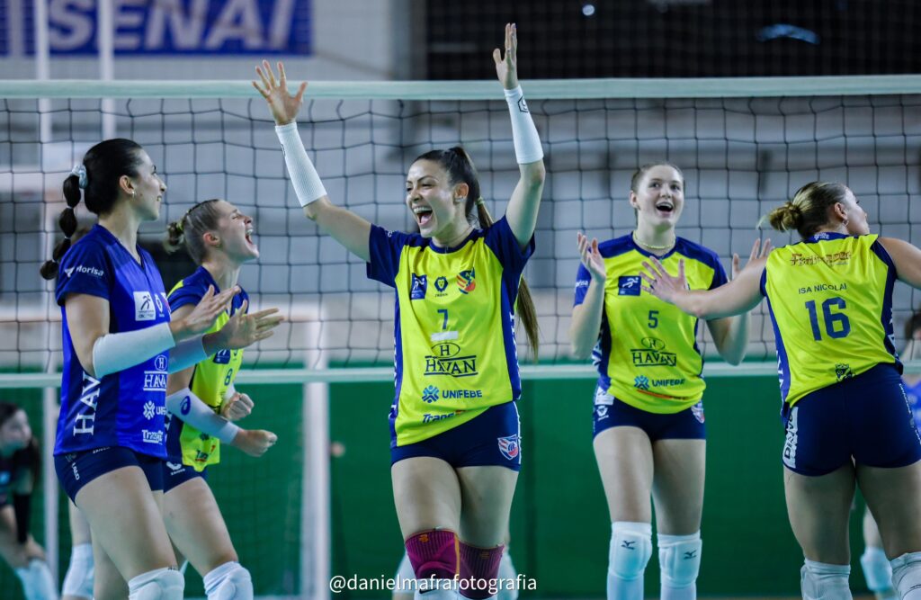 Abel Moda Vôlei vence Jaraguá do Sul no primeiro duelo da semifinal do catarinense (Foto: Daniel Mafra)