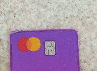 Cartão Nubank encontrado