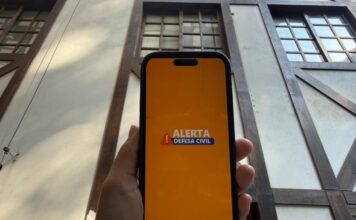 Moradores de Brusque passam a receber SMS sobre casos de dengue nos bairros