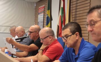 Trabalhadores têxteis aprovam reivindicações para negociação salarial 2026/2027 em assembleia do Sintrafite