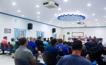 Metalúrgicos de Brusque e Guabiruba aprovam pauta da negociação salarial 2026-2027