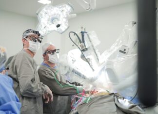 Hospital Azambuja realiza a primeira cirurgia cardíaca robótica do Vale do Itajaí