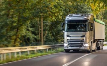 Caminhoneiros articulam paralisação nacional e pressionam governo por redução no preço do diesel