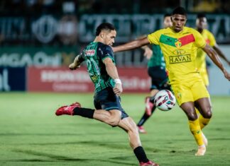 Brusque vence o Maringá e segue forte na Série C