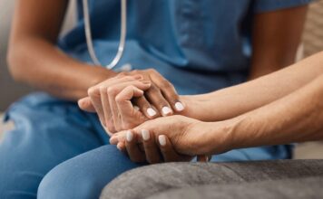 Primeiras pacientes iniciam tratamento contra o câncer em Brusque