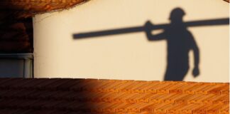 Brasil bate recorde em acidentes e mortes no trabalho em 2025