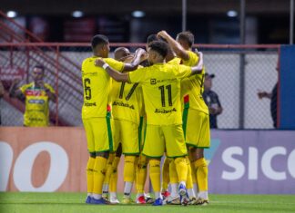 Brusque recebe o Confiança na Arena Simon neste sábado, ingressos já estão à venda