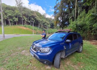 Agente da GTB salva mulher engasgada durante atendimento em Brusque