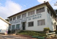 Da Hora: simulado do Tribunal do Júri na Escola Augusta Dutra de Souza, no bairro Limeira Baixa