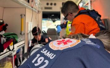 Idosa de 79 anos fica gravemente ferida após atropelamento em Blumenau