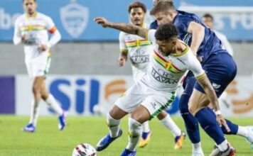 Brusque arranca empate contra o Barra e se mantém no G-4 da Série C