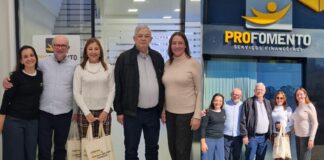 Presidente da ABCRED visita Brusque e destaca importância do microcrédito para o desenvolvimento econômico
