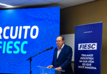 Vídeo: Circuito FIESC reúne lideranças e empresários em Brusque para debater os rumos da indústria catarinense