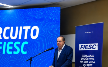 Circuito FIESC reúne lideranças e empresários em Brusque para debater os rumos da indústria catarinense