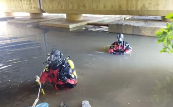 Bombeiros retomam buscas por homem desaparecido após tentar salvar mulher no Rio Itajaí-Mirim