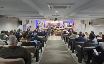 Câmara de Guabiruba celebra 64 anos do município com sessão solene e homenagens a personalidades e instituições