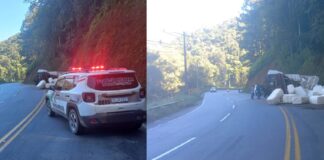 Carreta com carga de algodão tomba em Botuverá