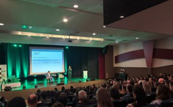 Palestra sobre reforma tributária reúne mais de 250 profissionais em Brusque