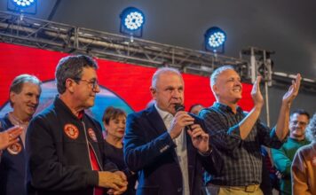 Paulo Eccel lança pré-candidatura à Assembleia Legislativa com presença de mais de 800 pessoas em Brusque