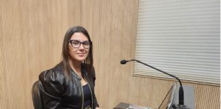 Brusque oferece turma gratuita de Ensino Fundamental para jovens e adultos; Jornal da Diplomata