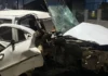 Carro sai da pista, bate contra poste e motorista é conduzida à delegacia em Brusque