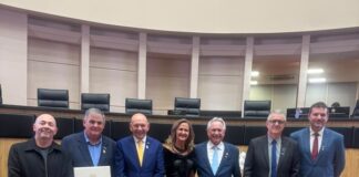 Sindilojas Brusque prestigia homenagem aos 78 anos da Fecomércio-SC e aos 80 anos do Sesc e do Senac