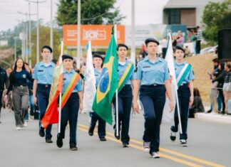 Brusque leva 47 grupos para a Avenida no desfile de 7 de Setembro