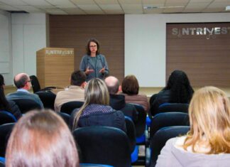 Negociação do Sintrivest amplia proposta patronal e garante reajuste de 5% aos trabalhadores do vestuário