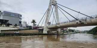 Defesa Civil monitora rio Itajaí-Mirim na manhã desta terça-feira, 22