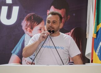 Com voto contrário de aliado do governo, Câmara de Guabiruba nega mais prazo para resposta sobre insalubridade dos ACS