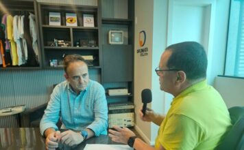 Reeleito, deputado Carlos Humberto, PL, destaca sequência de mandato na ALESC no Jornal da Diplomata